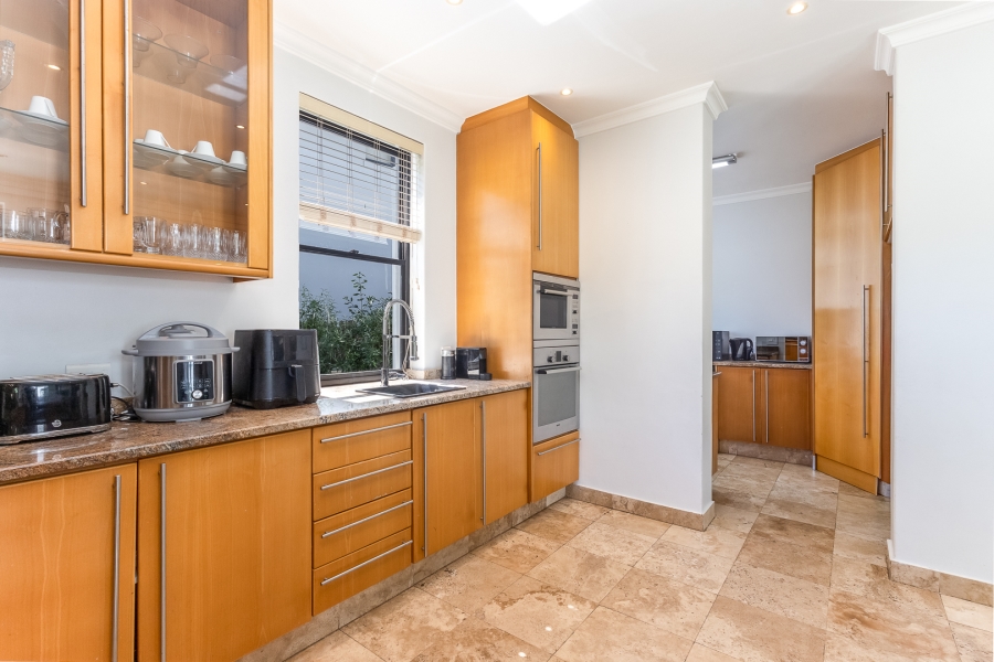 4 Bedroom Property for Sale in Pearl Valley at Val de Vie Western Cape
